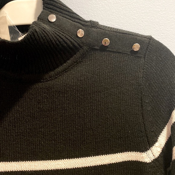 NEW NY&C Midi Knit Black &White Striped Sheath Dress. Size S - Picture 3 of 4